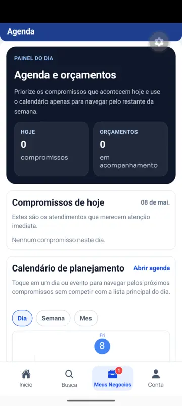 Tela de agenda e orçamentos no app Eixo Serviços